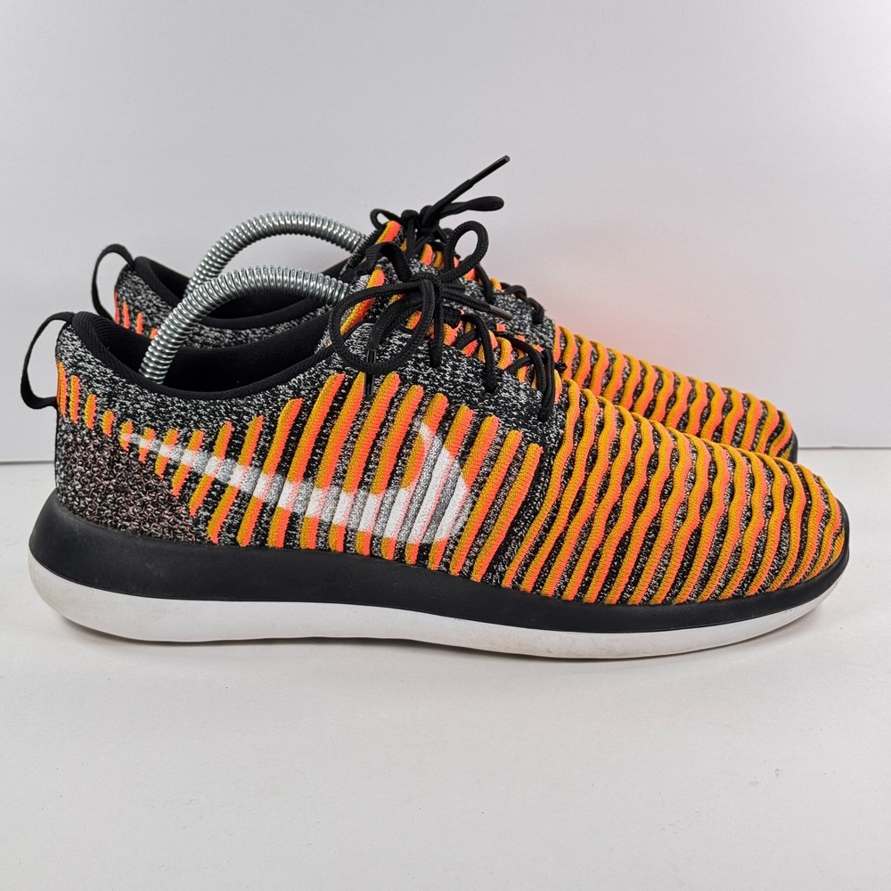 Nike Roshe Two Flyknit Women's Orange Yellow Black Stripedโ Sneakers 844929-005